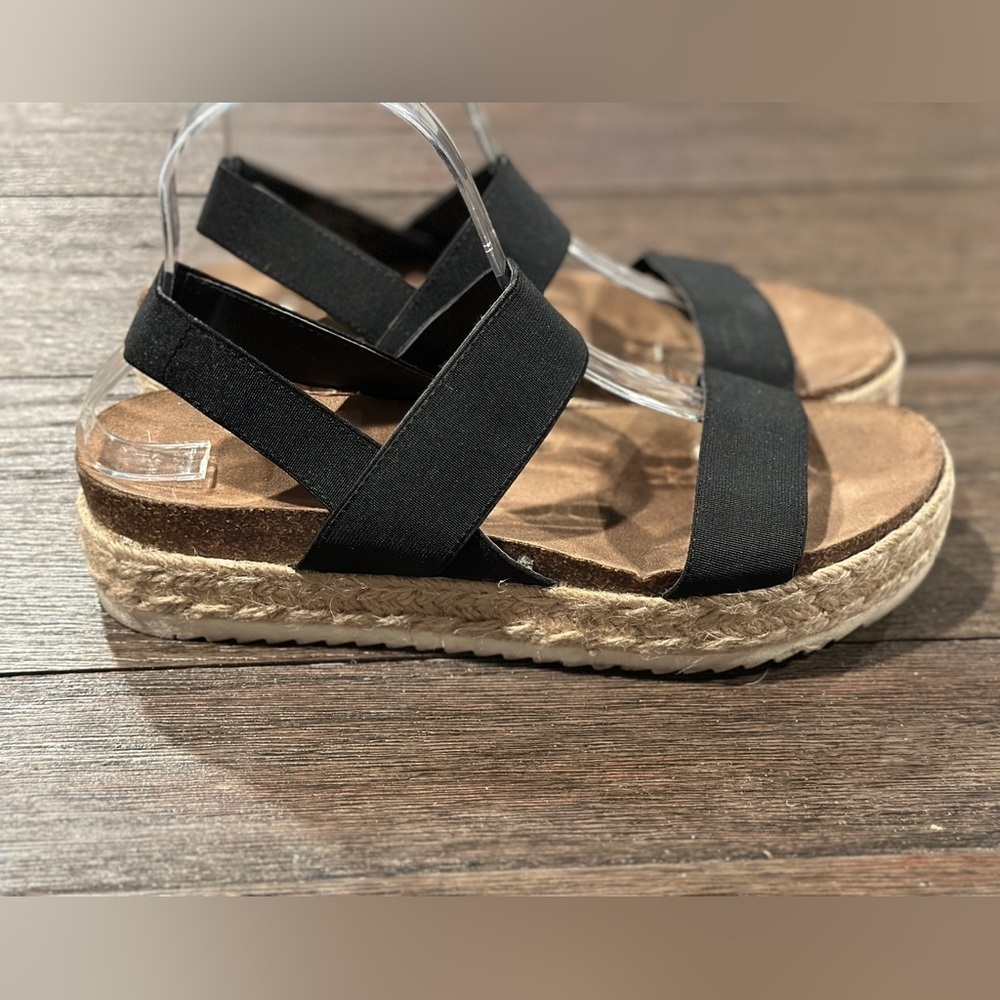 Madden Girl Women's Cybell Platform Sandals Black Size 9, GUC - Picture 4 of 6